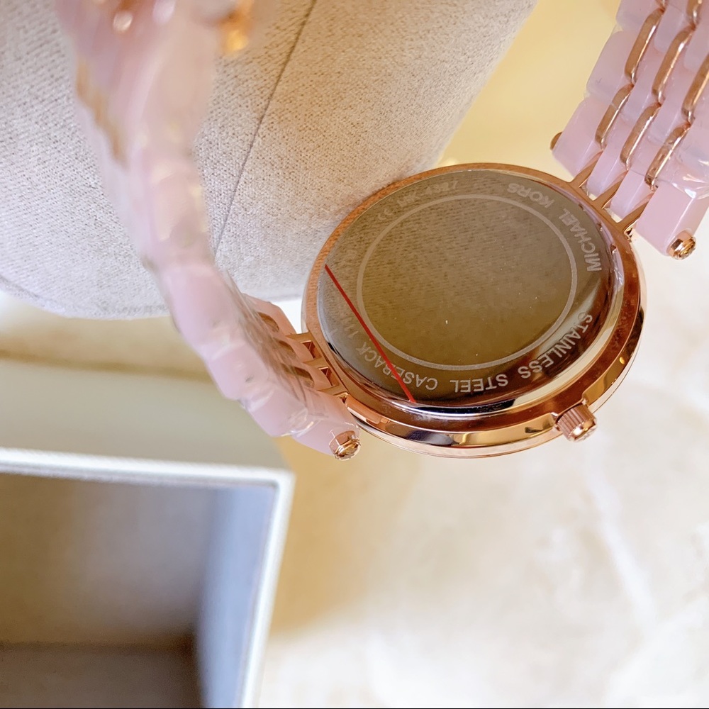 Michael Kors 39mm Rose-Tone Glitz Bracelet Watch - Picture 4 of 5